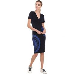 Desigual Kamizelka damska kamizelka Elif Marino 18WWVKAF 5001 (rozmiar S). Spódnice Desigual, s, bez wzorów, bez kołnierzyka, bez ramiączek. W wyprzedaży za 226.00 zł.