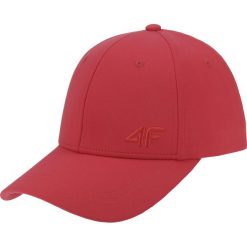 Czapka z daszkiem damska CAD204 - czerwony. Czapki marki 4f. W wyprzedaży za 39.99 zł.