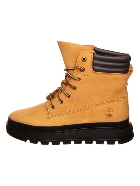 Timberland Skórzane botki "Ray City" w kolorze jasnobrązowym rozmiar: 37. Brązowe botki Timberland, bez wzorów, z materiału, bez obcasa, bez zapięcia. Za 290.82 zł.