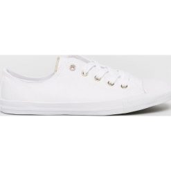 Converse - Trampki. Białe trampki Converse, bez wzorów, z materiału, bez zapięcia. W wyprzedaży za 259.90 zł.