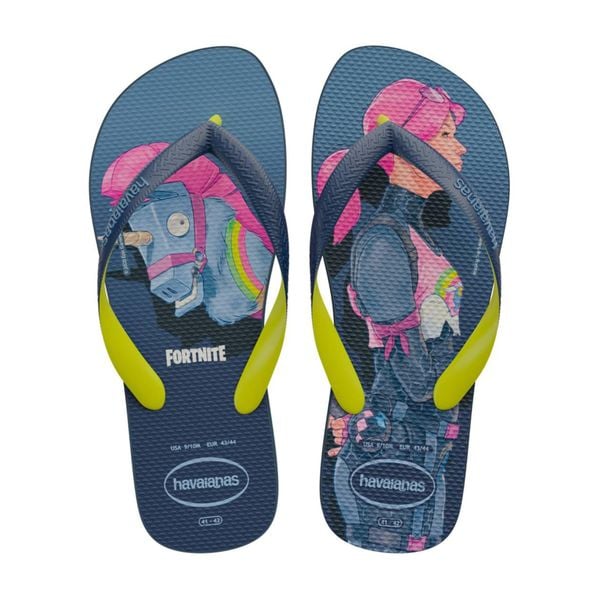 Klapki Havaianas Top Fortnite. Niebieskie klapki Havaianas, bez wzorów, z gumy, z otwartym noskiem, bez obcasa. Za 124.00 zł.