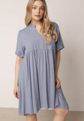 Niebieska Rozkloszowana Sukienka w Koszulowym Stylu z Bawełny Normae. Niebieskie sukienki Born2be, do pracy, l, bez wzorów, z bawełny, biznesowe, bez kołnierzyka, bez ramiączek, midi, koszulowe. Za 89.99 zł.