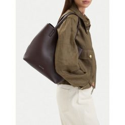 Torebka GINO ROSSI. Brązowe torebki klasyczne Gino Rossi, bez wzorów, bez dodatków. Za 249.99 zł.