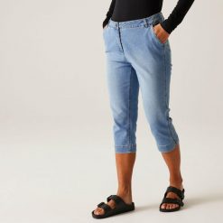 Bayletta damskie spodnie capri. Niebieskie spodnie sportowe Regatta, s, bez wzorów, z bawełny, trekkingowe. W wyprzedaży za 139.99 zł.