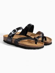 Sunbay Japonki "Tulipe" w kolorze czarnym rozmiar: 38. Czarne klapki Sunbay, bez wzorów, z otwartym noskiem, bez obcasa. Za 167.45 zł.