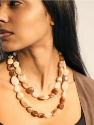 Naszyjnik z ozdobnymi kamieniami - wielobarwny. Naszyjniki Reserved. Za 119.99 zł.