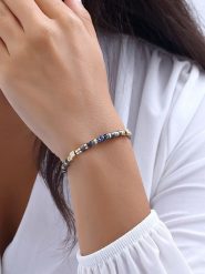 Luja Bijoux Pozłacana bransoletka z syntetycznymi perłami rozmiar: onesize. Czarne bransoletki Luja Bijoux, z perłą, pozłacane. Za 88.02 zł.