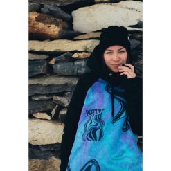 Bluza outdoorowa z kapturem damska DEEP TRIP Melt softshell. Czarne bluzy DEEP TRIP, na zimę, bez wzorów, z softshellu, z kapturem. Za 499.00 zł.