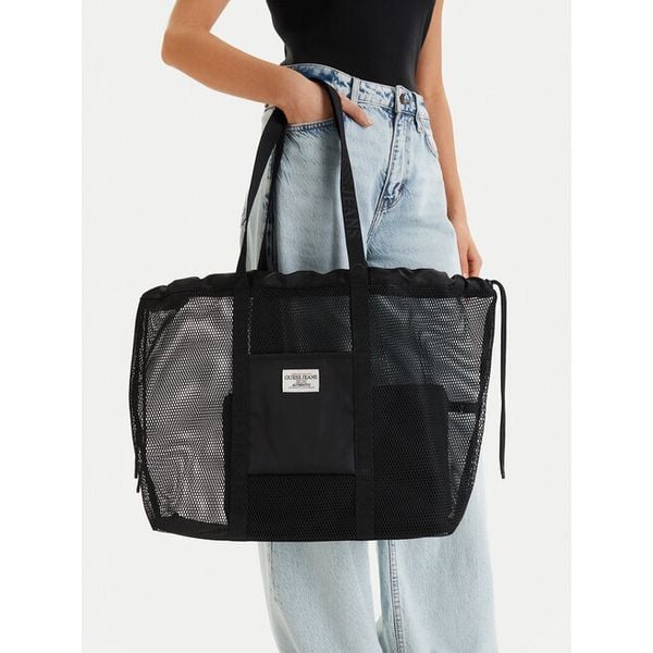 Torebka Guess Jeans. Czarne shopper Guess Jeans, z aplikacjami, z jeansu, bez dodatków. Za 159.99 zł.
