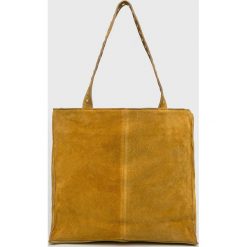 Answear - Torebka skórzana. Czarne shopper ANSWEAR, bez wzorów, z materiału, casualowe, na ramię, duże, zamszowe, bez dodatków. Za 299.90 zł.