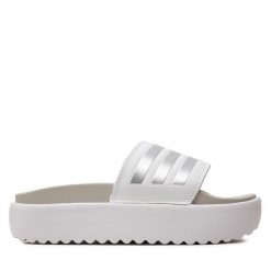 Klapki adidas. Białe klapki Adidas, bez wzorów, bez obcasa. Za 159.99 zł.