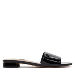 Klapki Nine West. Czarne klapki Nine West, bez wzorów, bez obcasa. Za 109.99 zł.