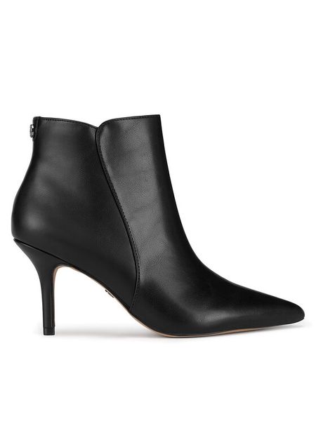 Nine West Botki WFA2784-1 Czarny. Czarne botki Nine West, bez wzorów, z materiału, bez obcasa, na szpilce, bez zapięcia. Za 259.99 zł.
