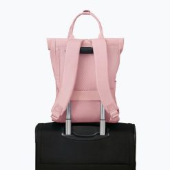 Plecak Casual American Tourister Urban Groove Pastels Roll Top Różowy. Czerwone plecaki American Tourister, bez wzorów, z poliesteru. Za 179.99 zł.