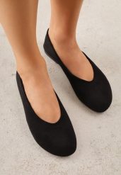 Czarne Balerinki z Imitacji Zamszu w Stylu Basic Saraphiele. Czarne baleriny Renee, bez wzorów, z jeansu, bez obcasa. Za 79.99 zł.