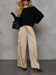 LA Angels Sweter w kolorze czarnym rozmiar: M. Czarne swetry LA Angels, m, bez wzorów, bez ramiączek. Za 182.72 zł.