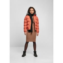 Kurtka damska Urban Classics hooded puffer. Czerwone kurtki Urban Classics, na zimę, bez wzorów, z puchu, z kapturem. Za 297.70 zł.
