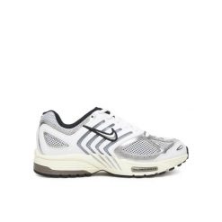 Nike Buty sportowe. Białe obuwie sportowe Nike, bez zapięcia, na fitness i siłownię. Za 545.99 zł.