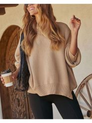 Milan Kiss Sweter w kolorze beżowym rozmiar: S. Brązowe swetry Milan Kiss, s, bez wzorów, bez ramiączek. Za 152.99 zł.