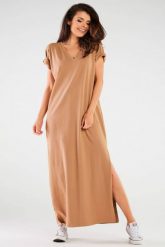 Długa sukienka z krótkim rękawem i dekoltem V beżowa. Brązowe sukienki Infinite You, l, bez wzorów, bez kołnierzyka, bez ramiączek, maxi. Za 259.00 zł.