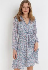 Niebieska Sukienka Iphaia. Niebieskie sukienki Born2be, l, bez wzorów, z materiału, bez kołnierzyka, bez ramiączek, mini, kopertowe. Za 69.99 zł.