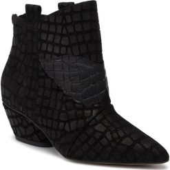 Botki L37 - Feel My Needs SW20SS46 Black. Czarne botki L37, z aplikacjami, ze skóry, bez obcasa, na obcasie, bez zapięcia. Za 649.00 zł.