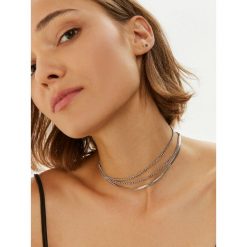 Naszyjnik Calvin Klein. Szare naszyjniki Calvin Klein, srebrne. Za 269.99 zł.