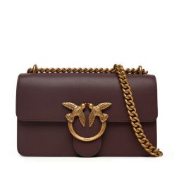 Torebka PINKO. Czerwone listonoszki Pinko, bez wzorów, bez dodatków. Za 1,239.00 zł.