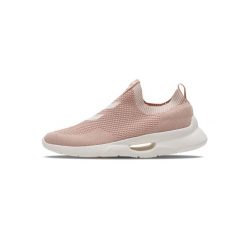 Trenerzy bezszwowi dla kobiet Hummel Tatum. Czerwone obuwie sportowe Hummel, bez zapięcia. Za 192.00 zł.