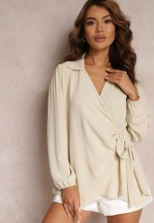 Beżowa Kopertowa Bluzka z Kołnierzykiem i Wiązaniem Apovana. Brązowe bluzki Renee, bez wzorów, z jeansu, eleganckie, bez kołnierzyka, bez ramiączek. W wyprzedaży za 67.49 zł.