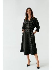 TATUUM Sukienka w kolorze czarnym rozmiar: 36. Czarne sukienki Tatuum, bez wzorów, bez kołnierzyka, bez ramiączek, midi. Za 244.45 zł.