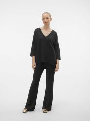 Vero Moda Spodnie w kolorze czarnym rozmiar: XS. Czarne jeansy Vero Moda, xs, bez wzorów, z materiału. Za 37.38 zł.