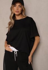 Czarny T-shirt z Wiskozą o Fasonie Nietoperza Tanalitha. Czarne t-shirty Renee, bez wzorów, z jeansu, bez kołnierzyka, bez ramiączek. Za 49.99 zł.