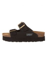 Sunbay Klapki w kolorze czarnym rozmiar: 36. Czarne klapki Sunbay, bez wzorów, z otwartym noskiem, bez obcasa. Za 167.95 zł.