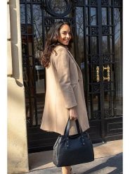 Victor & Hugo Paris Skórzana torebka "Mars" w kolorze czarnym - 33,5 x 26 x 11 cm rozmiar: onesize. Czarne torby na ramię Victor & Hugo Paris, bez wzorów, z materiału, na ramię, bez dodatków. Za 391.99 zł.