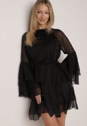 Czarna Sukienka z Eterycznymi Falbanami i Wiązanym Paskiem Rivaniah. Czarne sukienki Born2be, na imprezę, m, bez wzorów, eleganckie, bez kołnierzyka, bez ramiączek, mini, kopertowe. Za 149.99 zł.