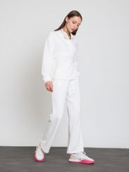 BGN Bluza w kolorze białym rozmiar: 38. Białe bluzy BGN, bez wzorów, bez kaptura. Za 108.99 zł.