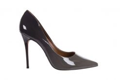 Szpilki Bayla-067 130301C Sfumado Greyish, Skóra naturalna lakierowana - 39. Szare szpilki Bayla, bez wzorów, z lakierowanej skóry, biznesowe, bez obcasa, na szpilce, bez zapięcia. W wyprzedaży za 179.10 zł.