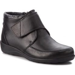 Botki CAPRICE - 9-26444-21 Black Comb 019. Czarne botki Caprice, bez wzorów, ze skóry ekologicznej, bez obcasa, bez zapięcia. W wyprzedaży za 229.00 zł.