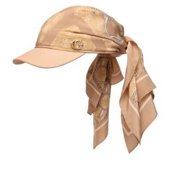 Czapka z daszkiem Guess. Brązowe czapki Guess, z aplikacjami. Za 234.99 zł.