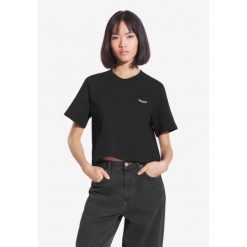 Koszulka sportowa damska Prosto Heavyweight z krótkim rękawem. Czarne koszulki sportowe Prosto, bez wzorów, bez ramiączek. W wyprzedaży za 117.99 zł.