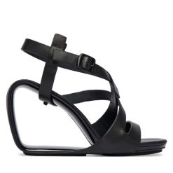 Sandały United Nude. Czarne sandały United Nude, bez wzorów, bez obcasa, na koturnie, bez zapięcia. Za 1,469.00 zł.