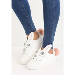 Białe Buty Sportowe Flopsy Bunnies. Białe obuwie sportowe Born2be, ze skóry, bez zapięcia. Za 19.99 zł.