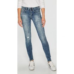 G-Star Raw - Jeansy. Niebieskie jeansy G-Star Raw, bez wzorów, z obniżonym stanem. W wyprzedaży za 499.90 zł.