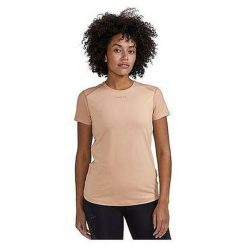 Damska koszulka o wąskim kroju Craft ADV Essence. Czerwone bluzki Craft, bez wzorów, bez ramiączek, do biegania. Za 162.50 zł.