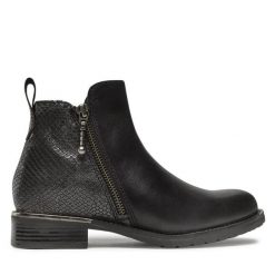 Botki Lasocki. Czarne botki Lasocki, bez wzorów, bez obcasa, na płaskiej podeszwie, bez zapięcia. Za 249.99 zł.