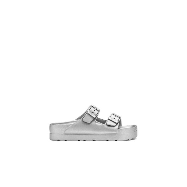 Sandały BREAK & WALK BJSH391001 Srebrny. Szare sandały CONGUITOS, bez wzorów, z gumy, bez obcasa, bez zapięcia. Za 129.99 zł.