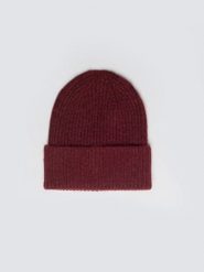 Czapka damska z dodatkiem wełny bordowa Desire 604. Czerwone czapki Big Star, bez wzorów, z denimu. Za 79.99 zł.