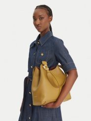 Coccinelle Torebka SHA Coccinelle C-Easy E1 SHA 11 02 01 Zielony. Zielone torebki klasyczne Coccinelle, bez wzorów, ze skóry, bez dodatków. Za 1,299.00 zł.