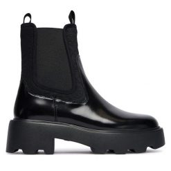 Sztyblety Tory Burch. Czarne botki Tory Burch, bez wzorów, bez obcasa, na płaskiej podeszwie, bez zapięcia. Za 2,459.00 zł.